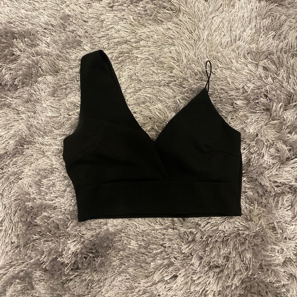 Black crop top